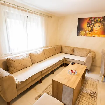 Oaza Mira Draganici * 라스카