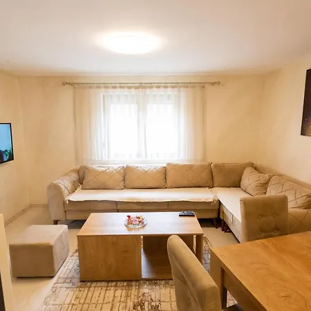 Oaza Mira Draganici 펜션 라스카