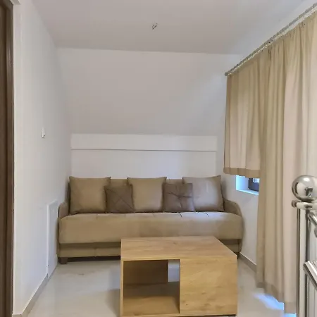 Oaza Mira Draganici 펜션 *